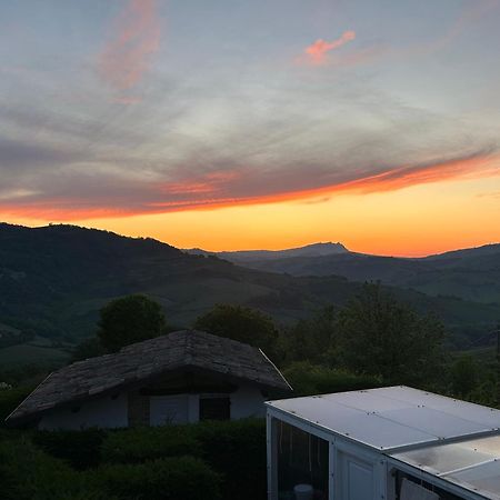 Villa Tamara Country & Spa Suites Montefiore Conca Luaran gambar