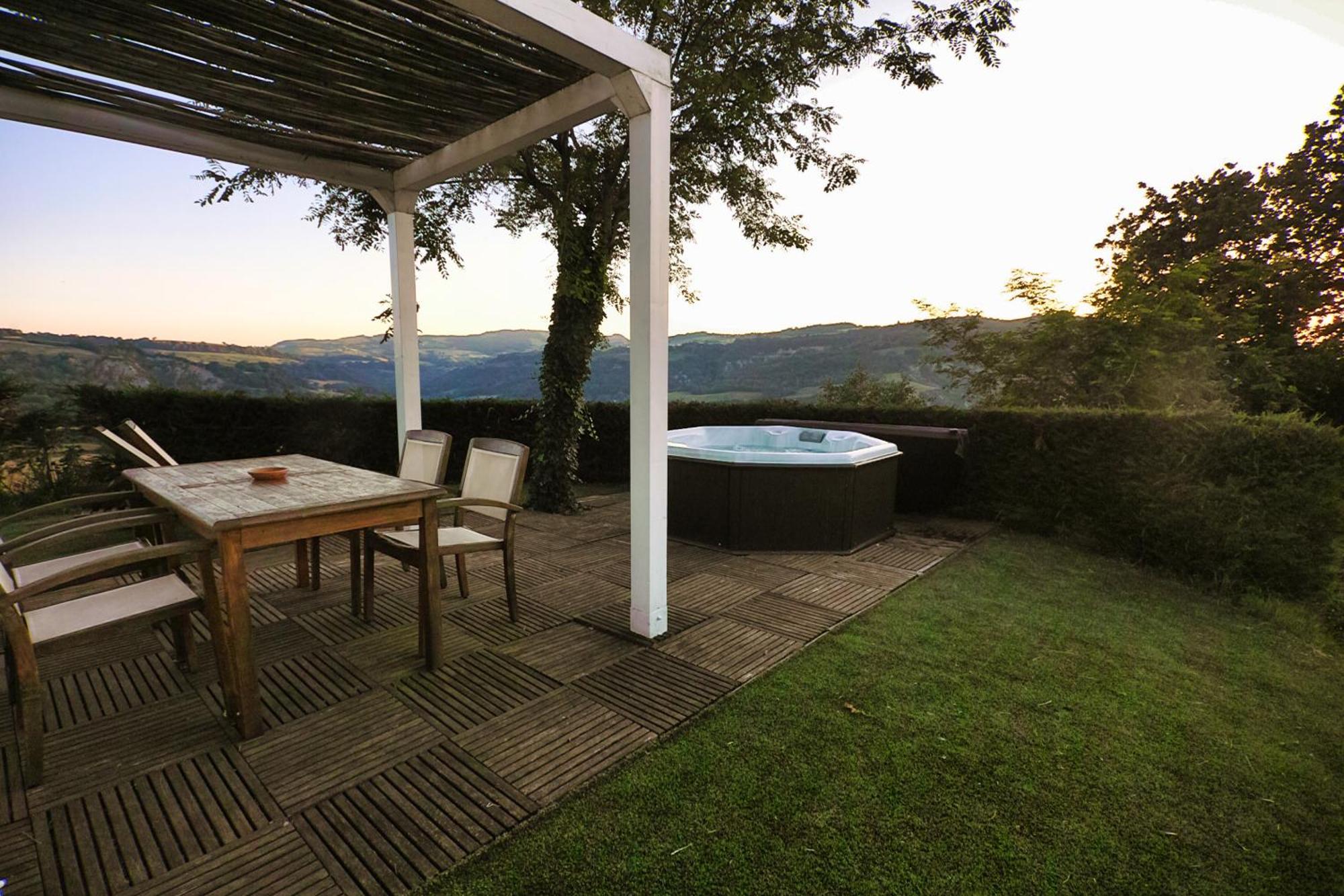 Villa Tamara Country & Spa Suites Montefiore Conca Luaran gambar